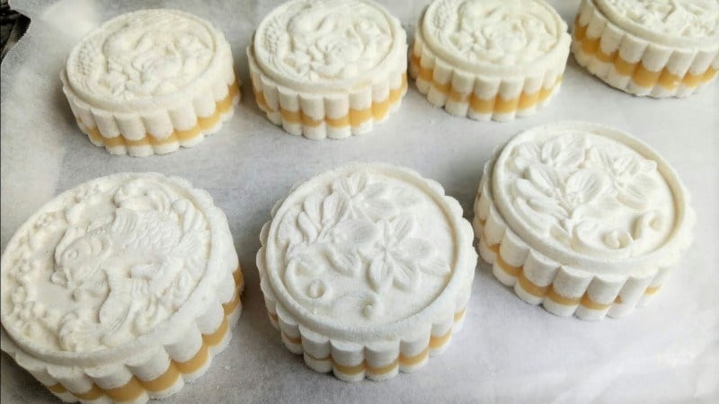 Bánh in Sóc Trăng với vỏ bánh gạo nếp cùng lớp nhân nhiều hương vị